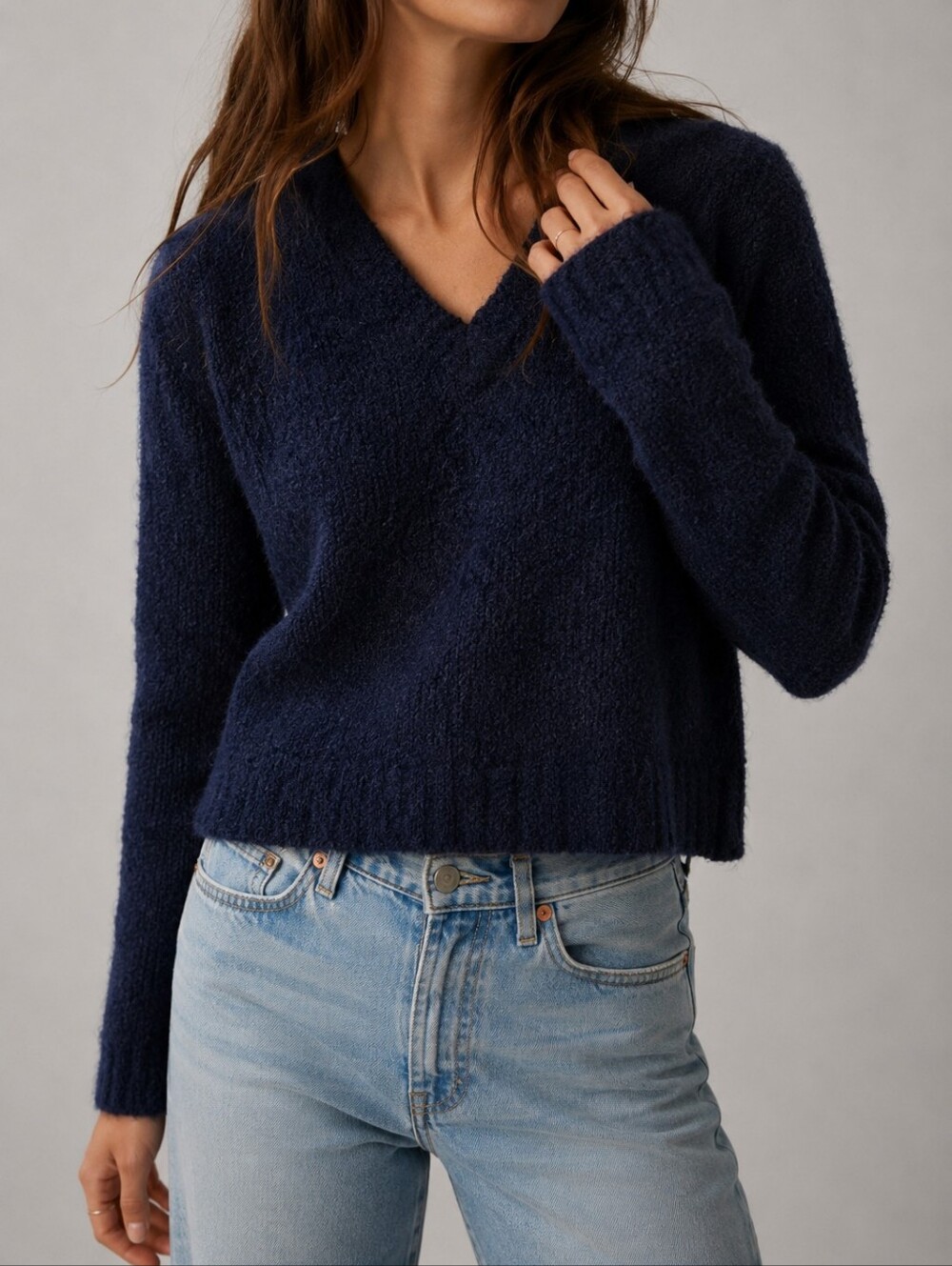 Vintage Express Tricot Navy Mohair Blend Fuzzy V Neck Sweater Womens Size Medium